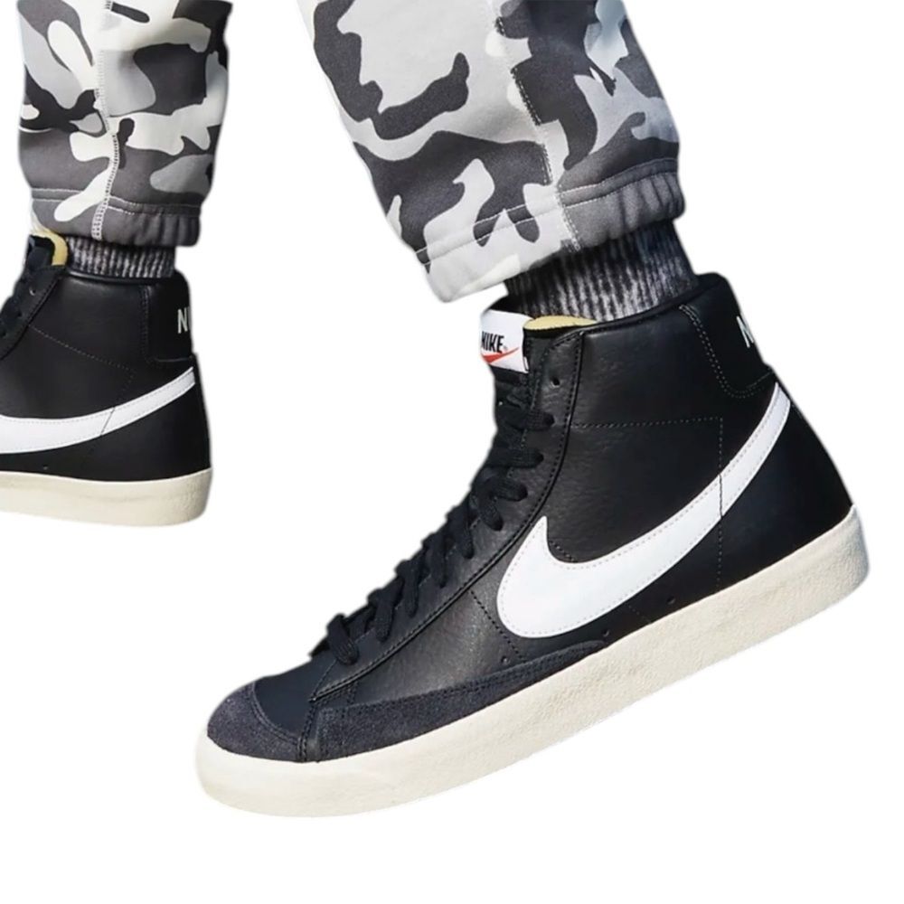 Nike Blazer 77 Black & White Sneakers Size 7Y